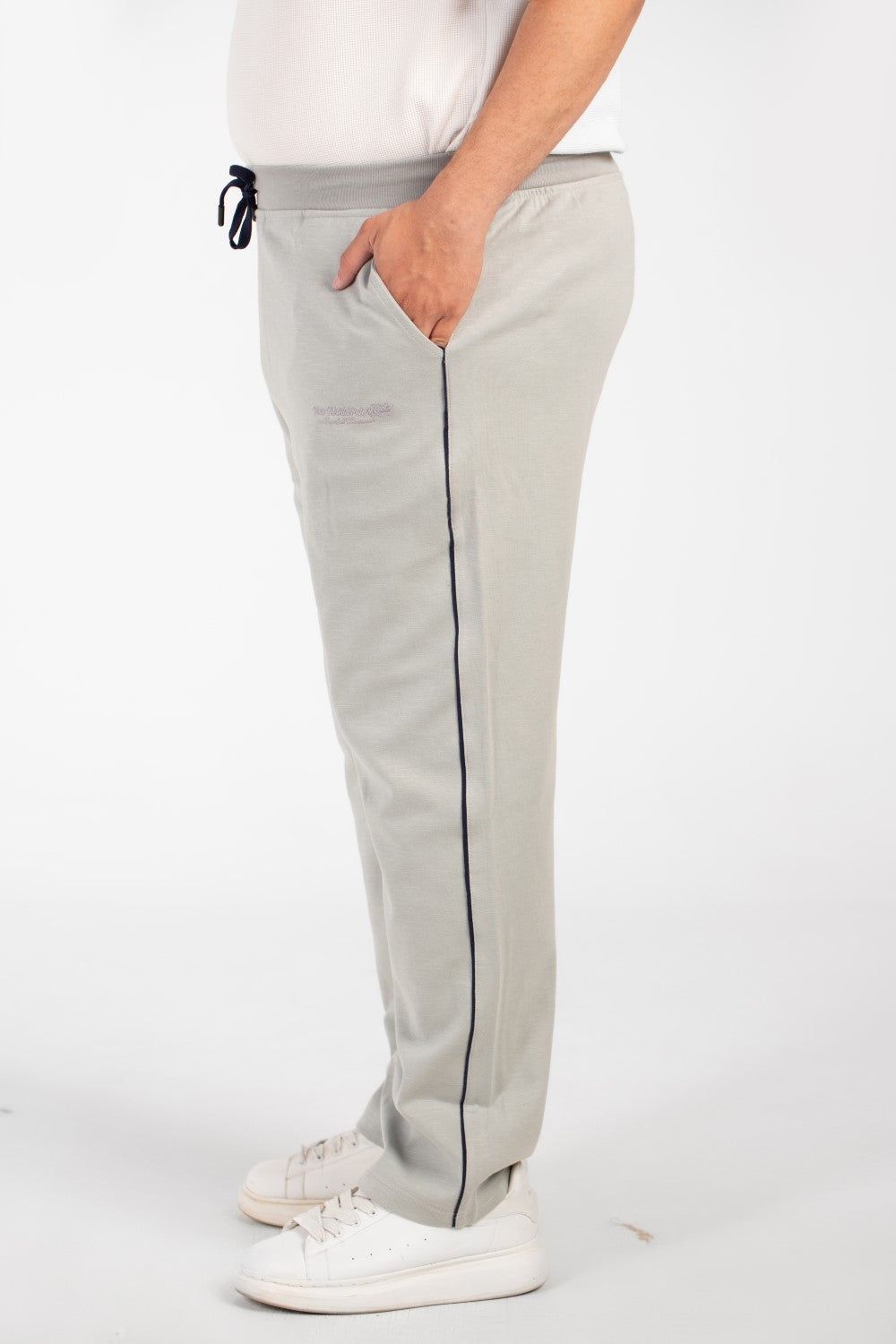 بنطلون رياضي رجالي أساسي عالي الجودة بمقاسات كبيرة وتصميم عصري وجيوب