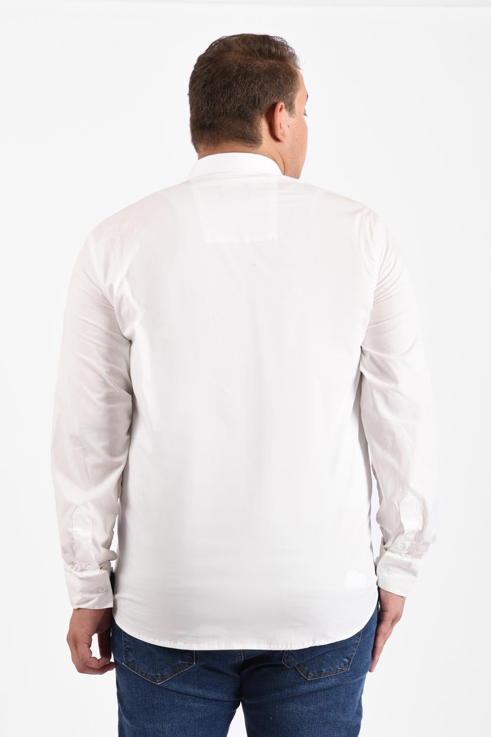 قميص رجالي كلاسيكي بأكمام طويلة ومقاس كبير مصنوع من القطن الناعم