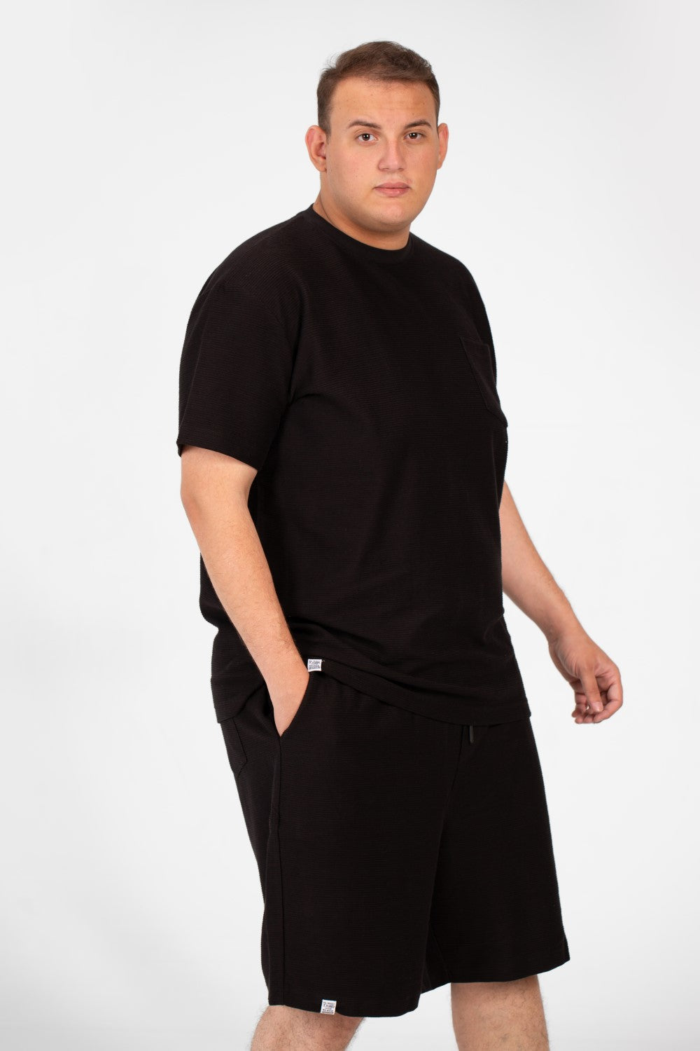 طقم ملابس صيفي رجالي بمقاسات كبيرة، تي شيرت نصف كم مع جيب أمامي وشورت