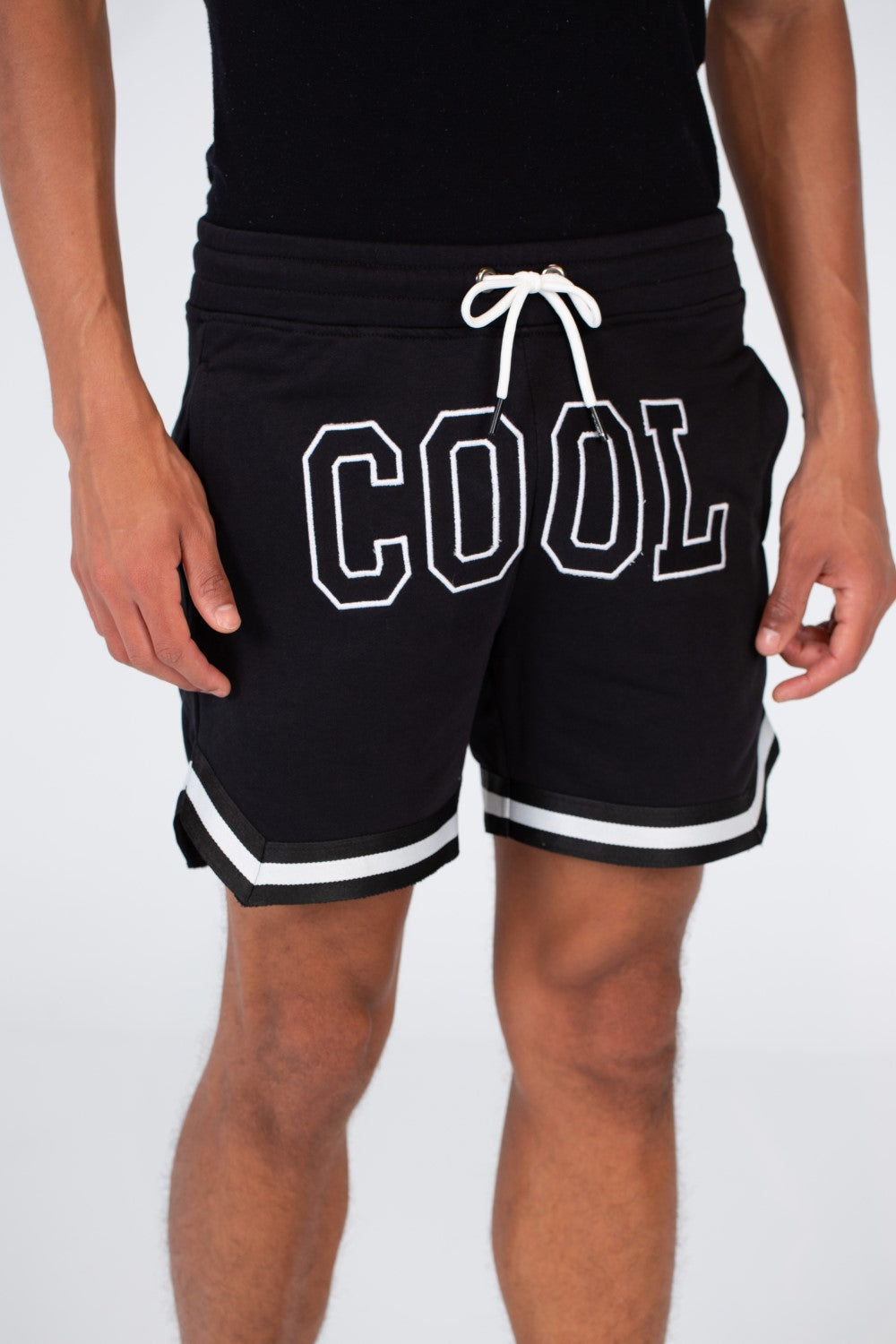 Men's Melton Short With A Print On The Front And Elastic In The Middle