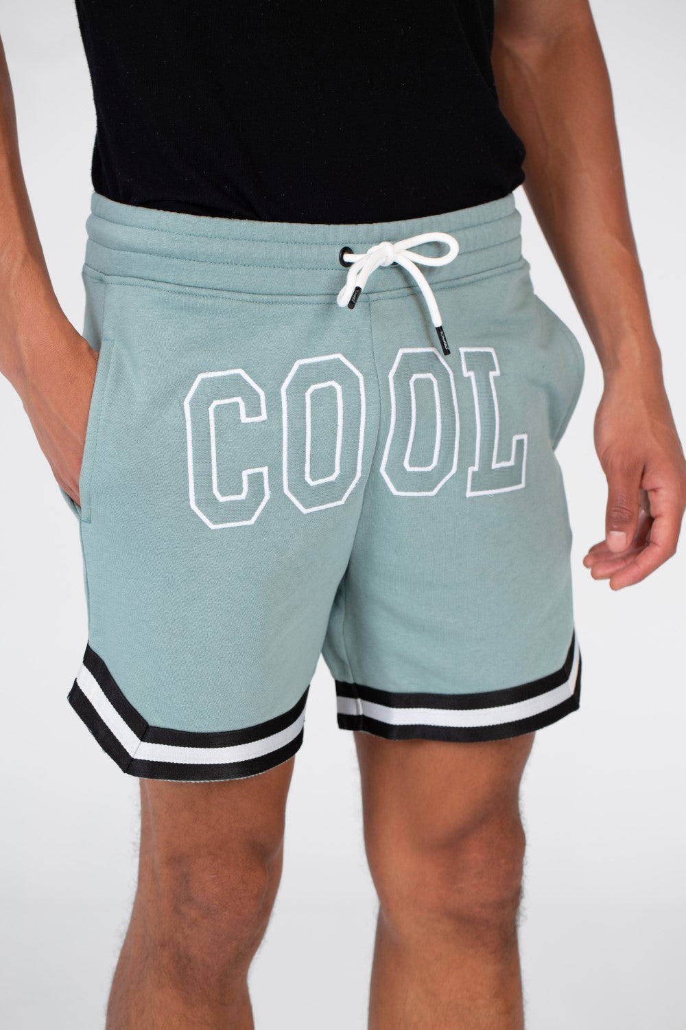 Men's Melton Short With A Print On The Front And Elastic In The Middle