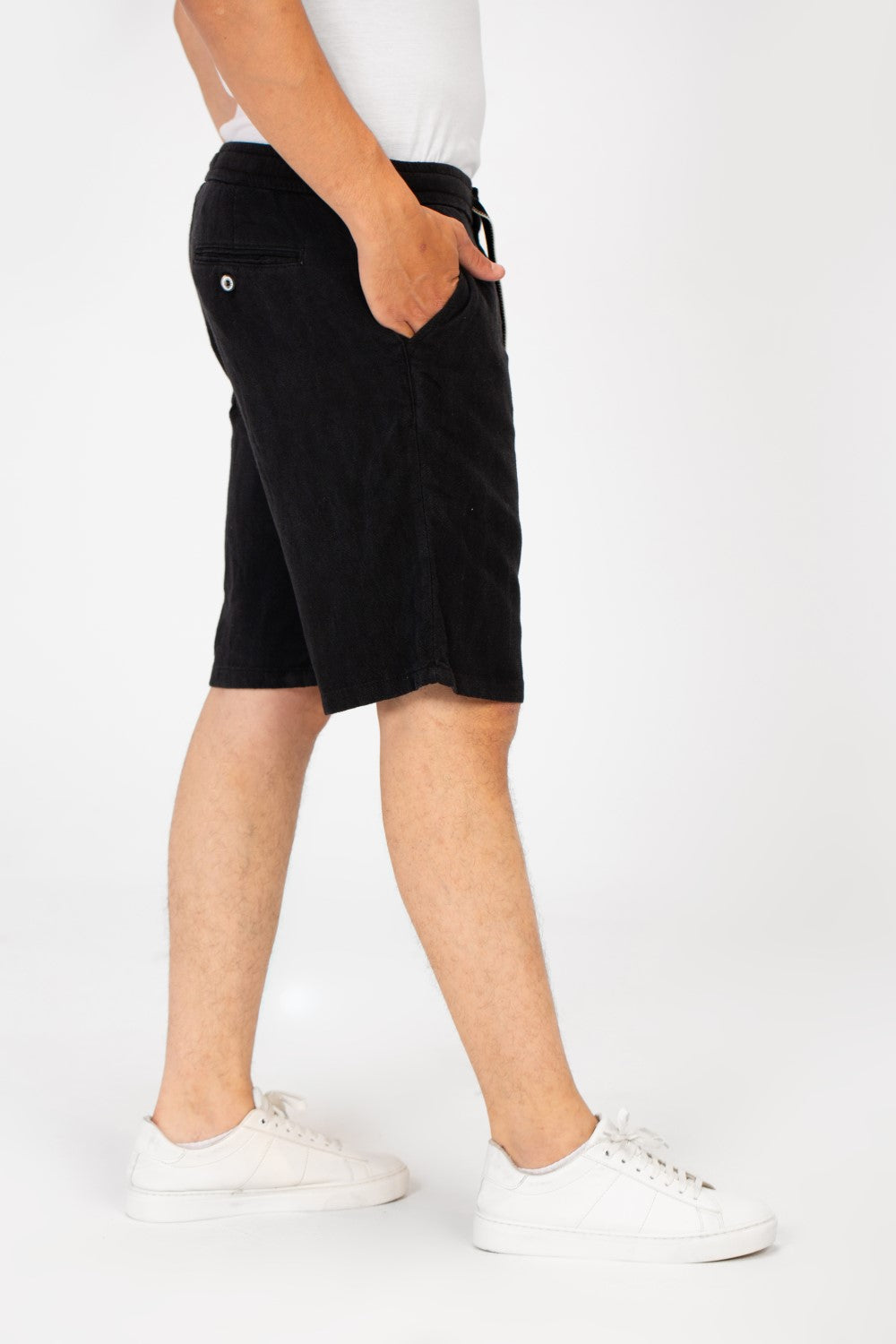 Men's Basic Linen Short With A Middle Drawstring And Pockets Comfortable And High Quality