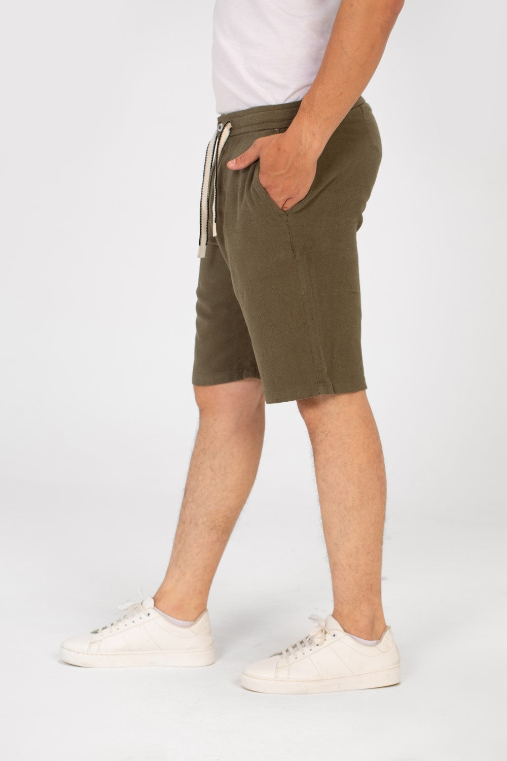 Men's Basic Linen Short With A Middle Drawstring And Pockets Comfortable And High Quality