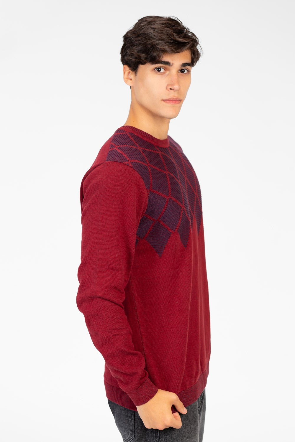 Men's Round Neck Jakar Pullover In Cotton Material