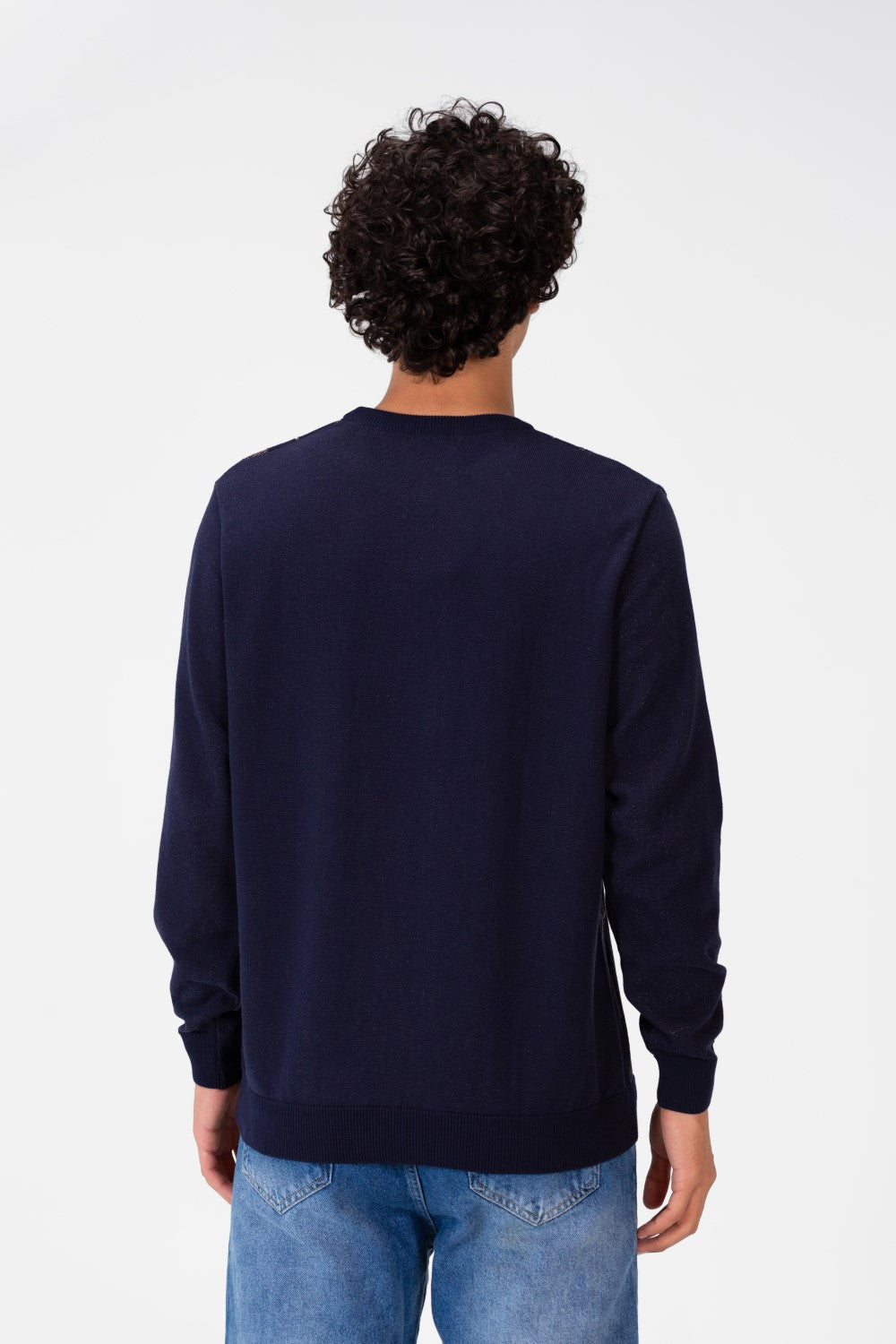 Men's Jakar Printed Pullover With Crew Neck And Long Sleeves