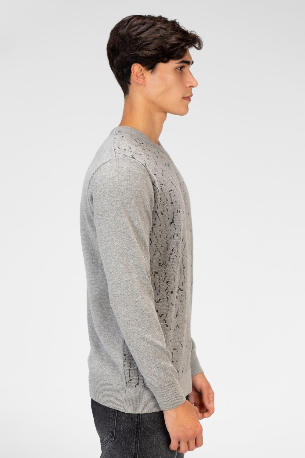 Men's Jakar Pullover With Crew Neck And Long Sleeves
