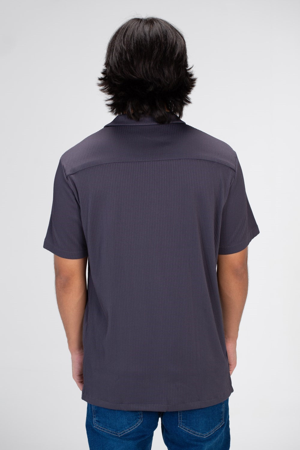 Men's Half Sleeve Slim Fit Basic Shirt With A Unique Cut