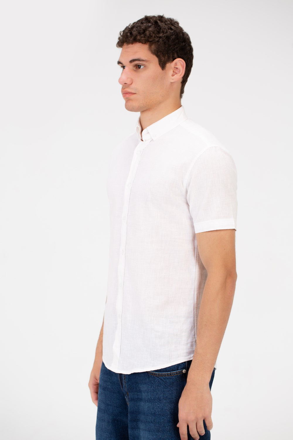 Men's Slim Fit Basic Half Sleeved Shirt