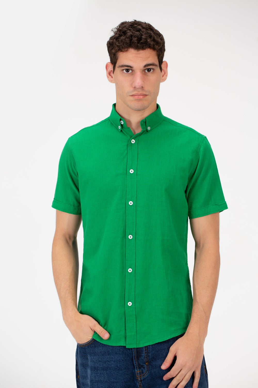 Men's Slim Fit Basic Half Sleeved Shirt