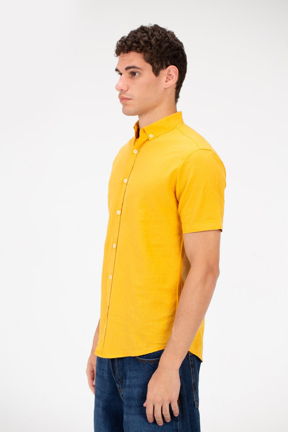 Men's Slim Fit Basic Half Sleeved Shirt