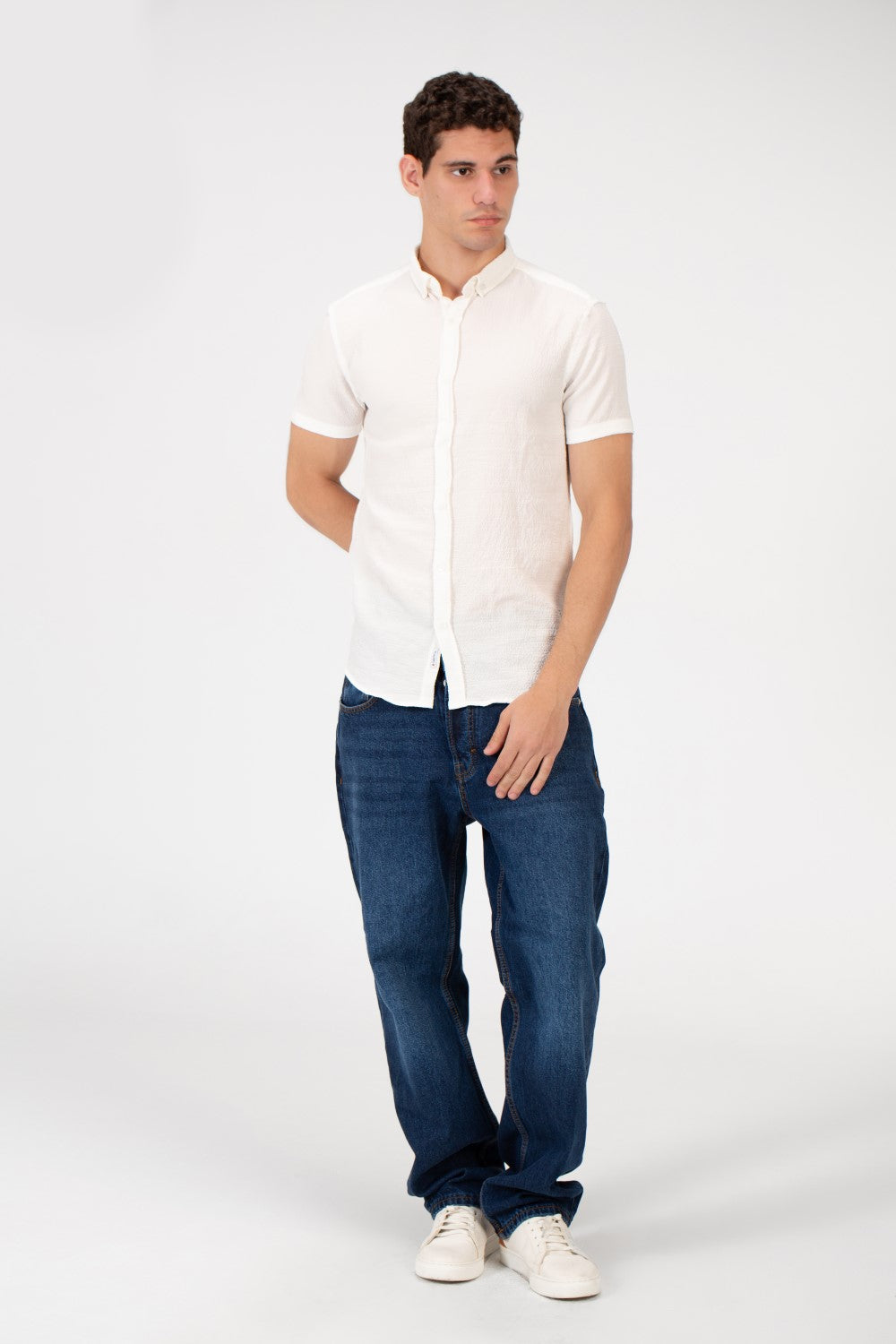 Men's Slim Fit Basic Half Sleeved Shirt