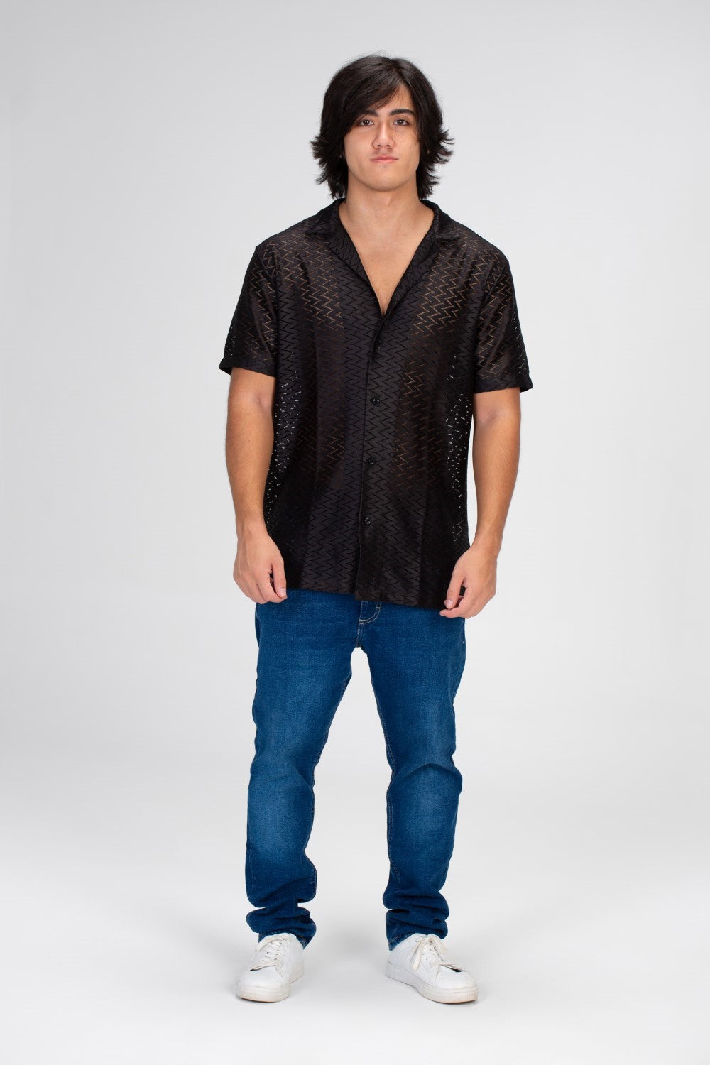 Men's Half Sleeve Slim Fit Shirt With A Unique Cut