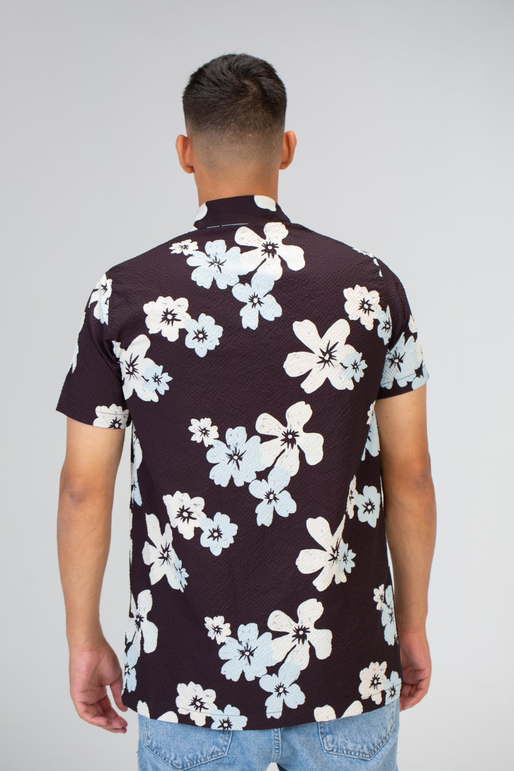Mens Jakar Printed Half Sleeve Shirt Made Of Viscose Cotton Material