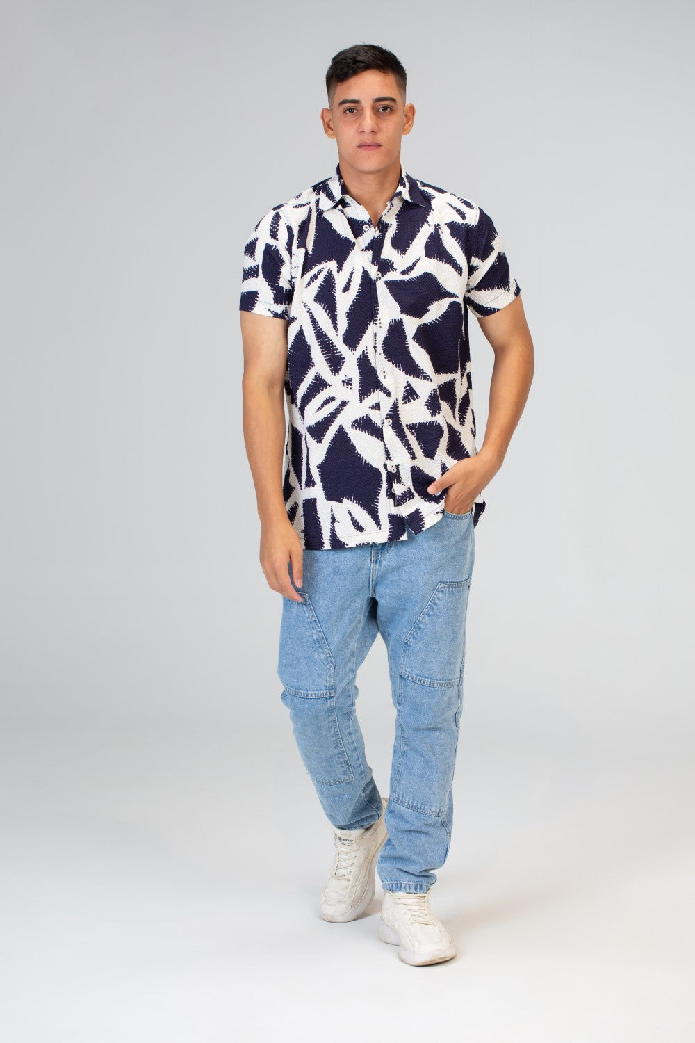 Mens Jakar Printed Half Sleeve Shirt Made Of Viscose Cotton Material