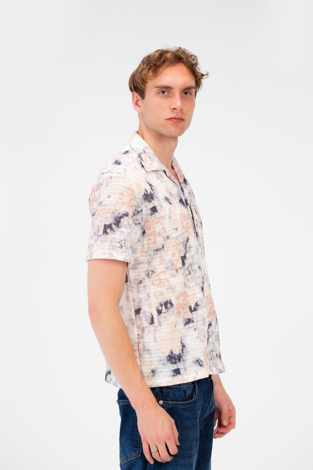 Men's Half Sleeve Slim Fit Jakar Shirt In Distinctive Summer Colors