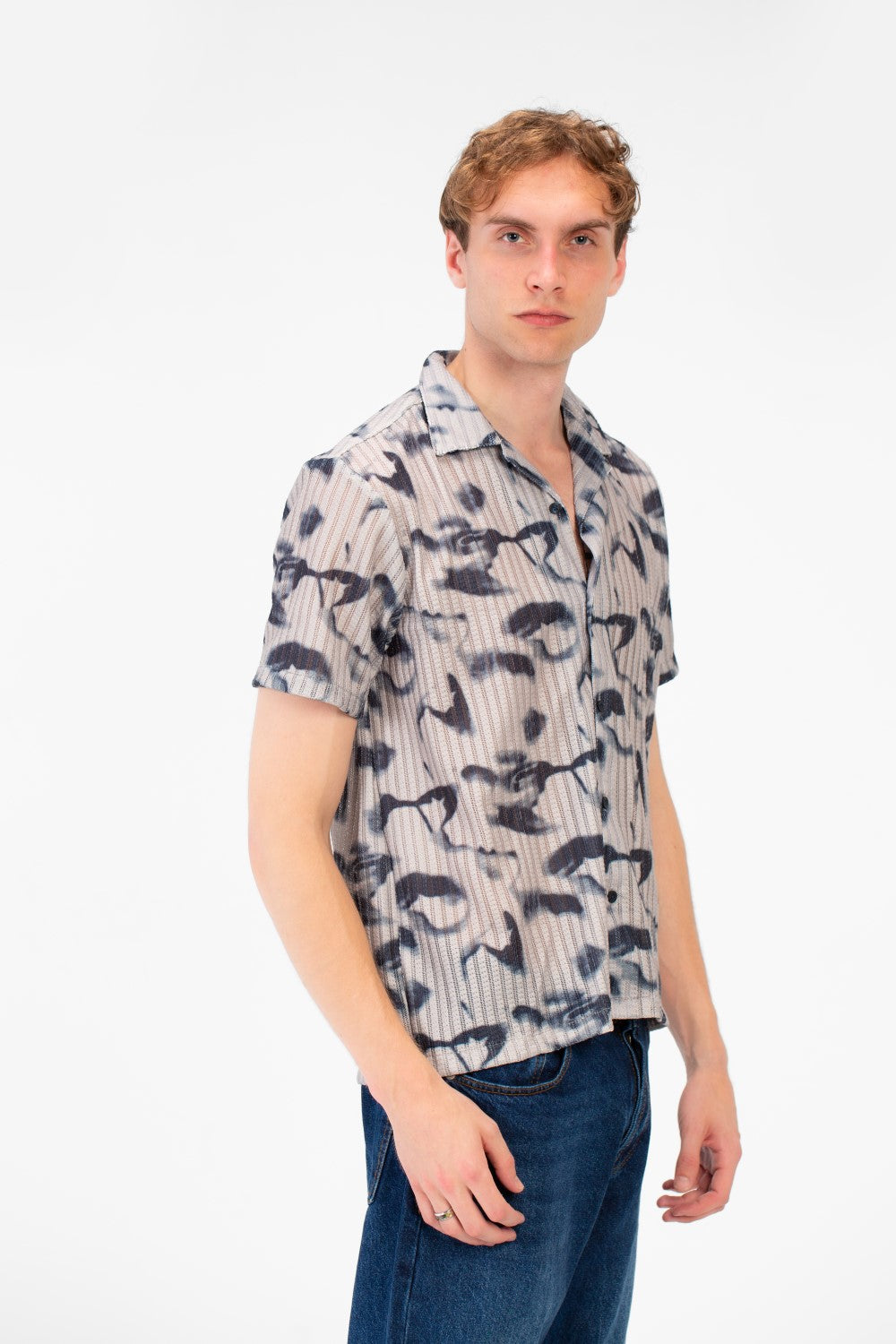 Men's Slim Fit Jakar Half Sleeve Comfortable Modern Shirt