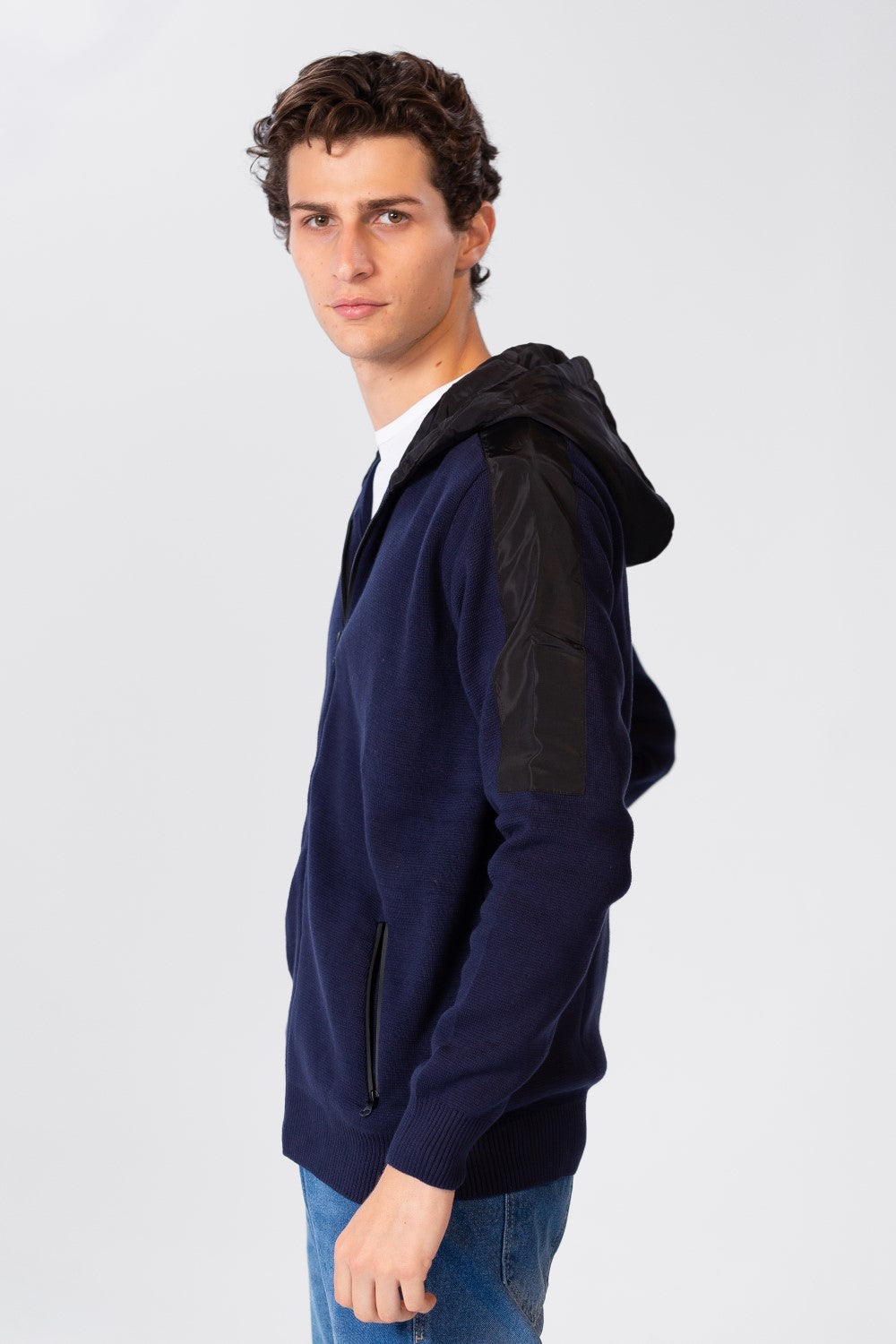 Men's Long Sleeved Pullover With Zippers And Pockets