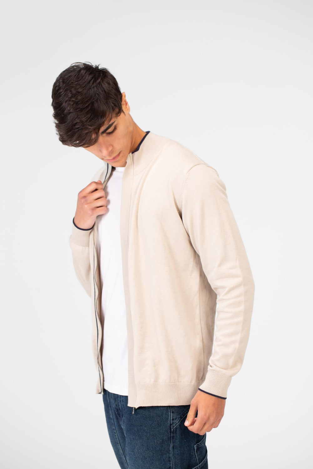 Men's Cotton Sweater Pullover With A Round Neck And Full Zip