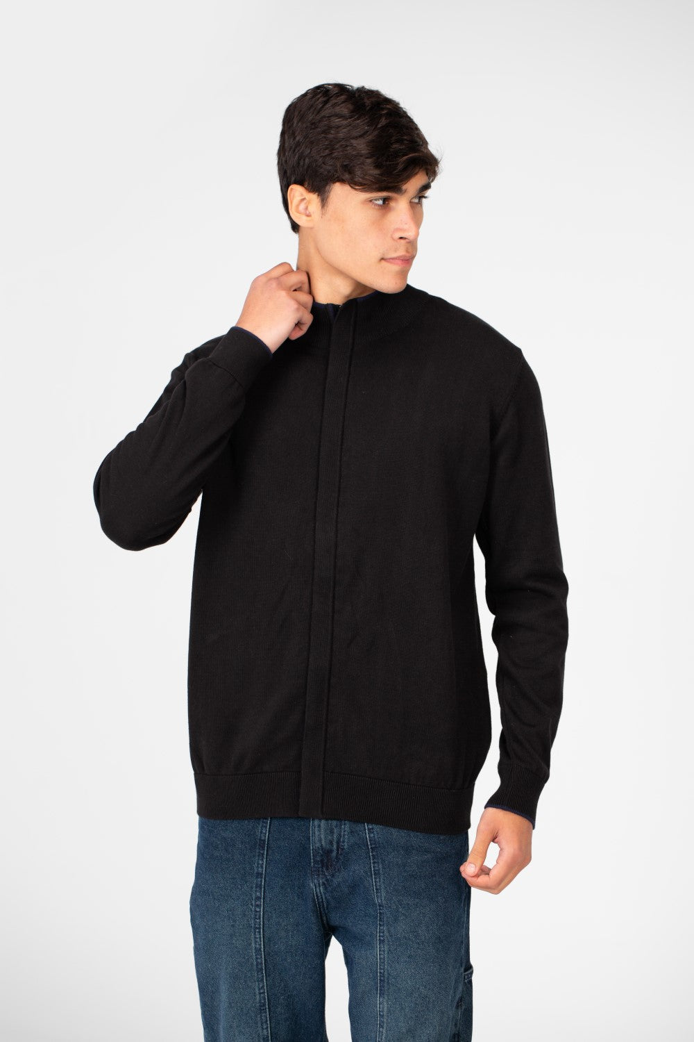 Men's Cotton Sweater Pullover With A Round Neck And Full Zip