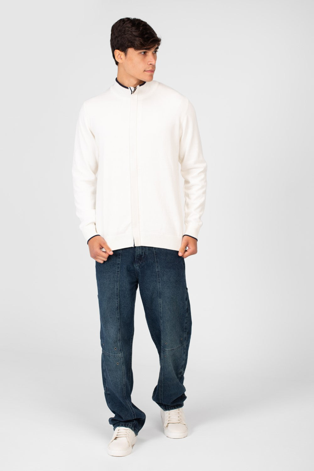 Men's Cotton Sweater Pullover With A Round Neck And Full Zip