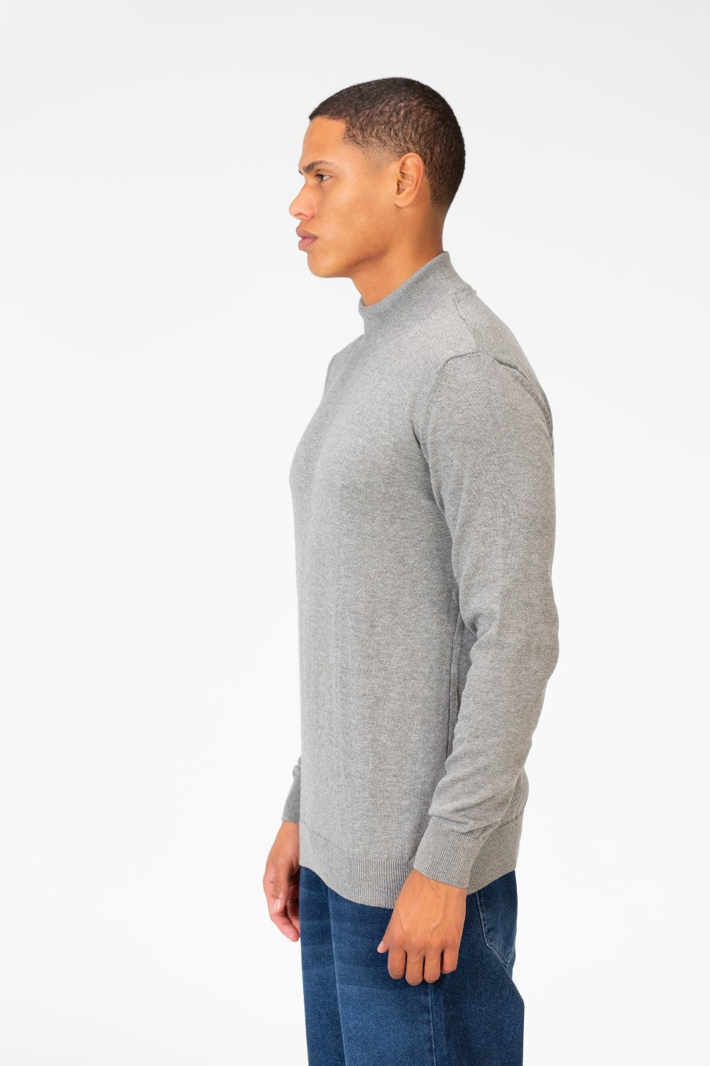 Men's Plain Pullover With High Collar And Long Sleeves