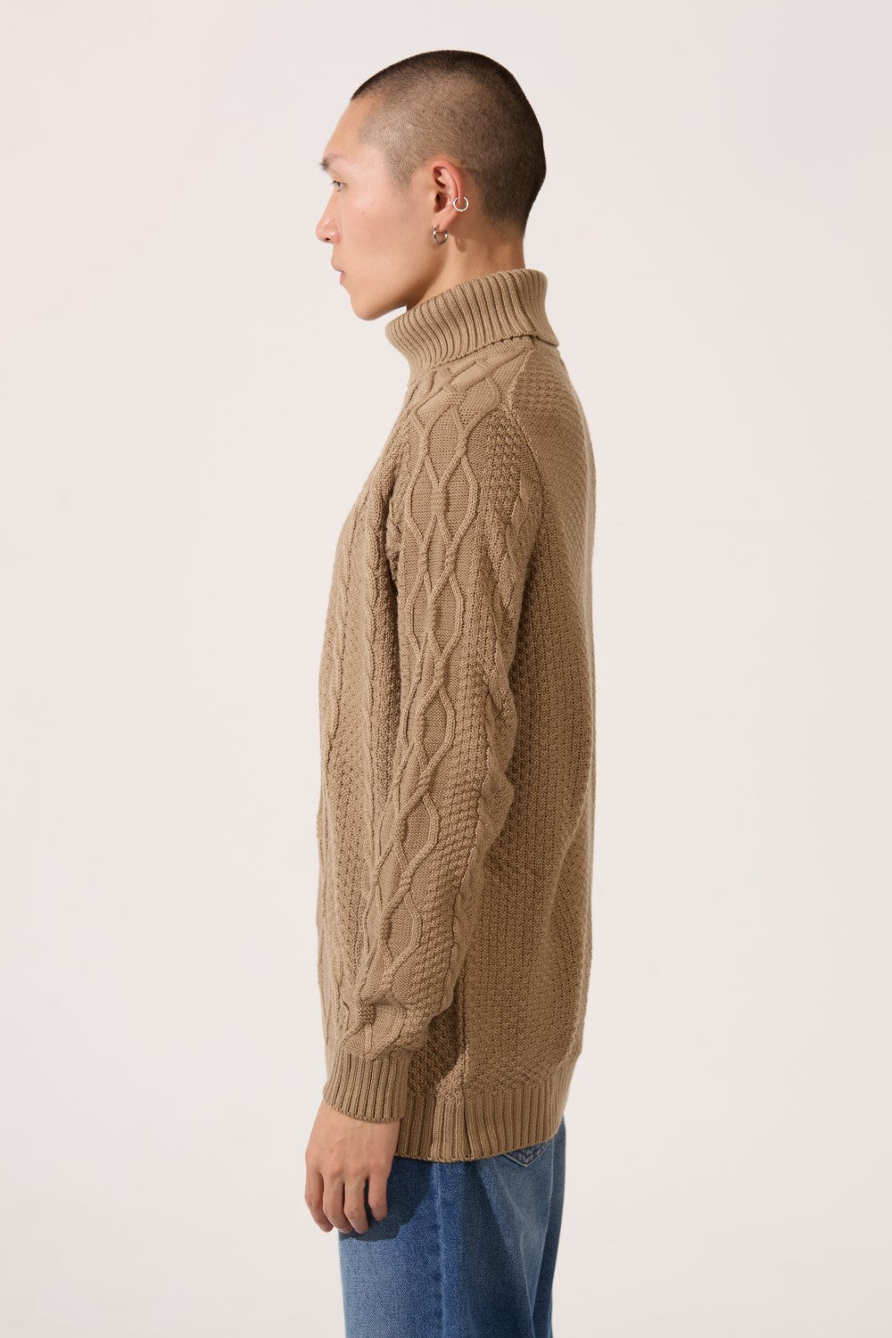 Men's Slim Fit Long Sleeve Knitted Pullover Sweater With High Quality Breathable Fabric