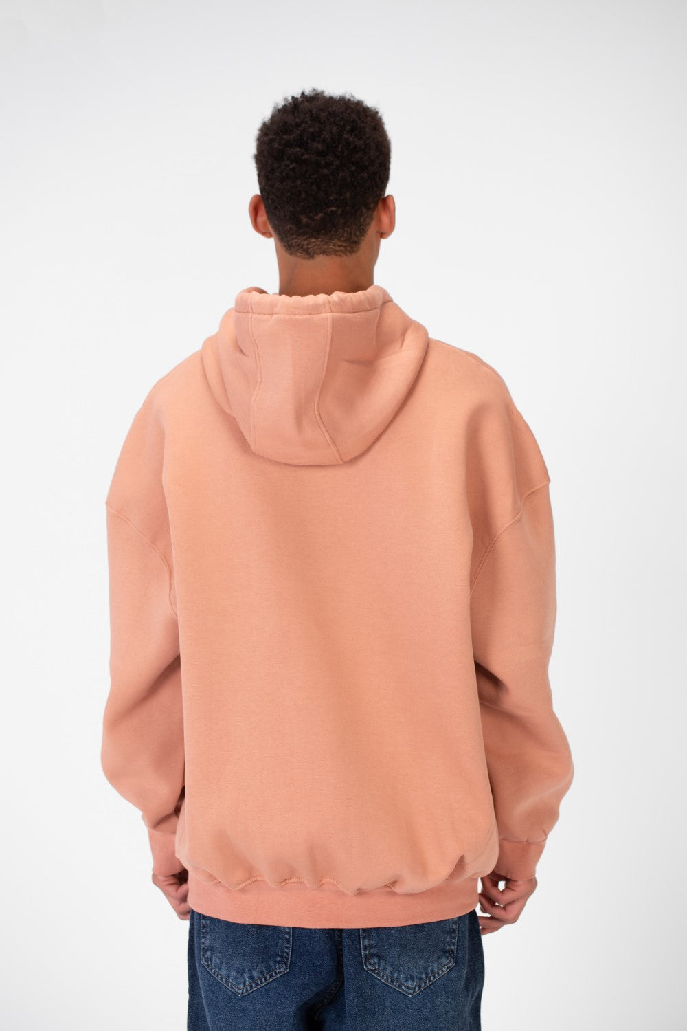 سويت شيرت رجالي كاجوال كبير الحجم بغطاء رأس مطبوع على الجهة الأمامية مصنوع من مادة ميلتون