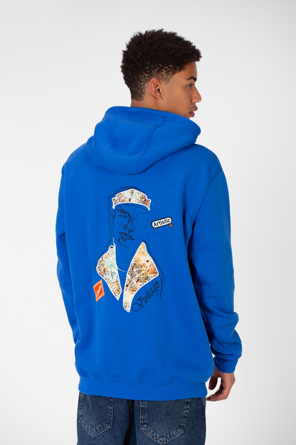 سويت شيرت رجالي مطبوع بغطاء للرأس وجيب أمامي