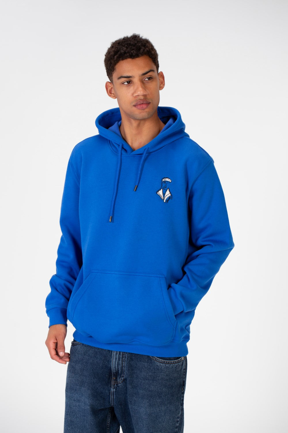 سويت شيرت رجالي مطبوع بغطاء للرأس وجيب أمامي