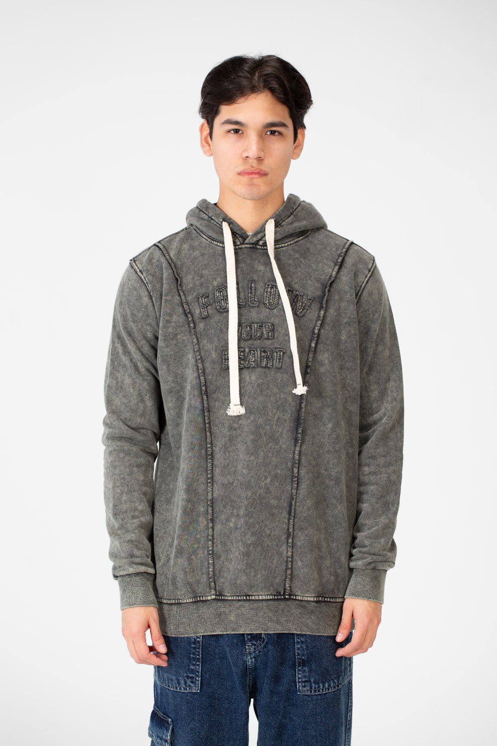 سويت شيرت رجالي بغطاء رأس بتصميم فريد