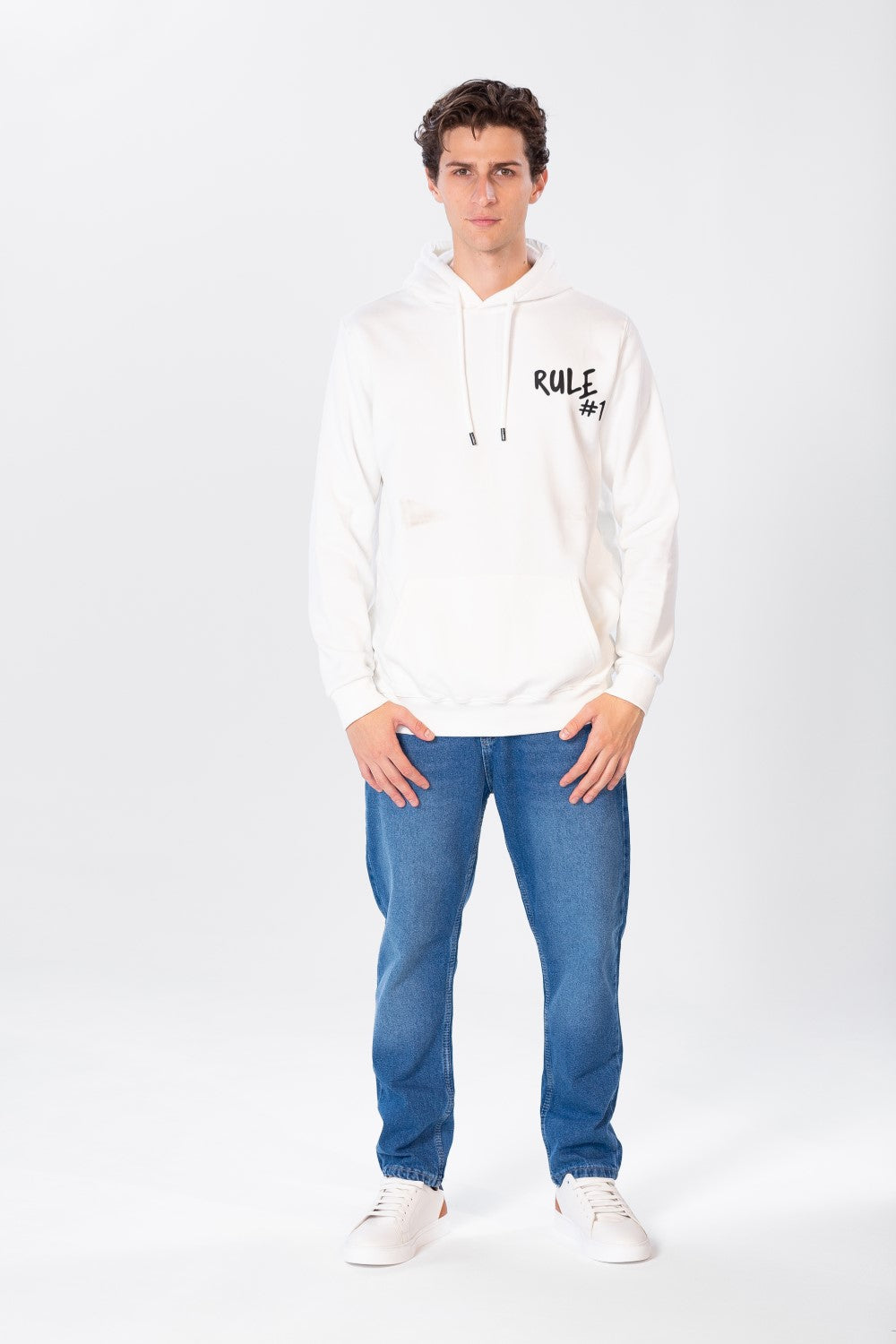 سويت شيرت رجالي بغطاء رأس وجيب أمامي