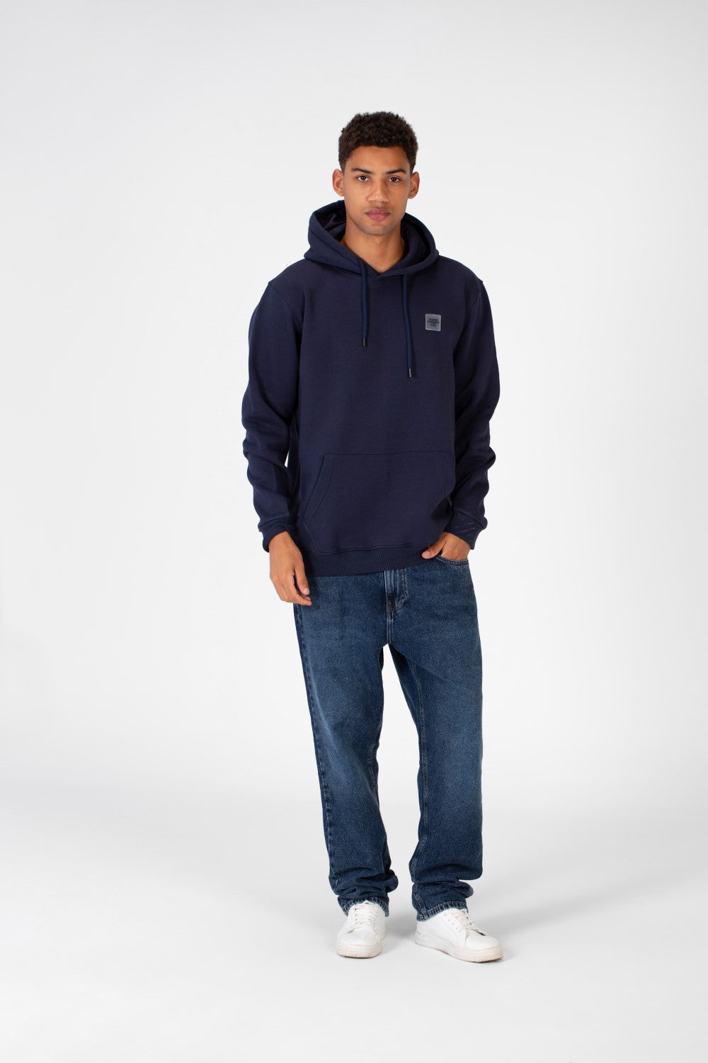 Men's Slim Fit Basic Hooded Sweatshirt With Tomato Badge On The Front Made Of Melton Material