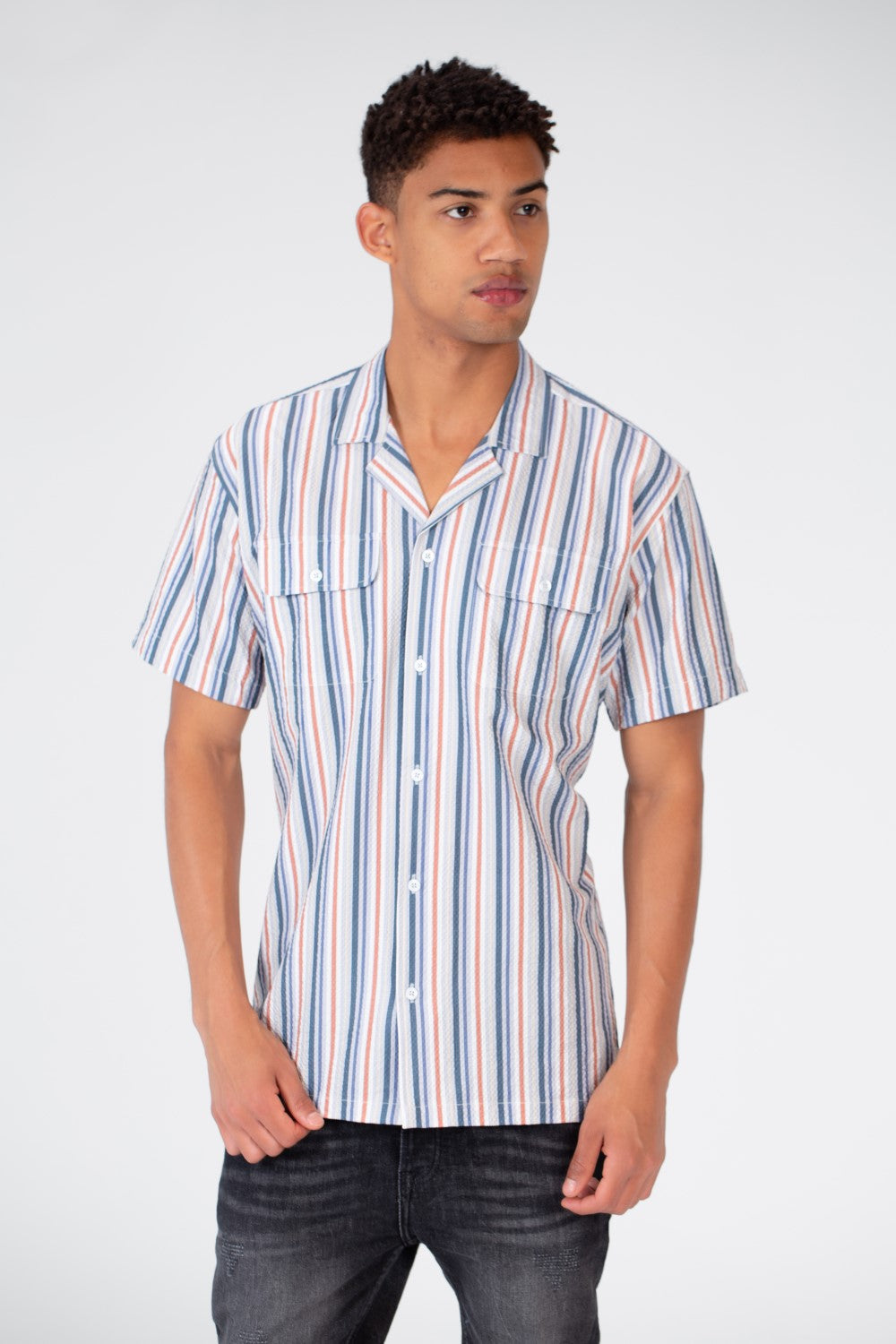 Men's Slim Fit Half Sleeved Shirt With Front Pockets