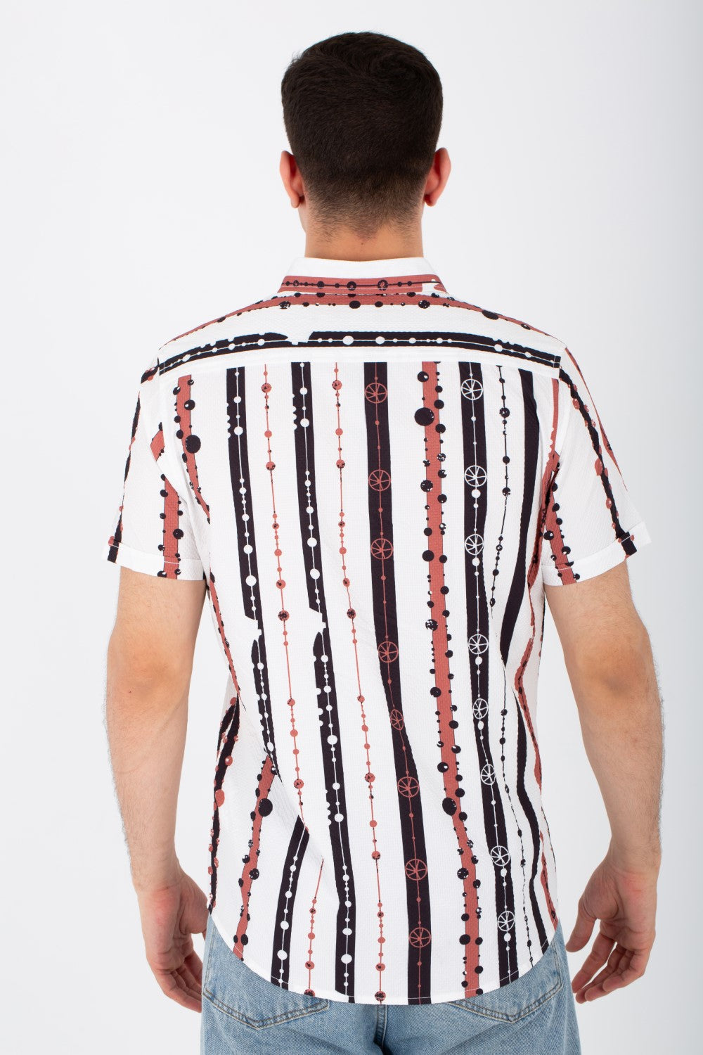 Mens Striped Slim Fit Half Sleeved Shirt In Printed Poplin Material