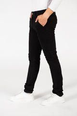 بنطلون رجالي من قماش الجبردين الأساسي بقصة ضيقة