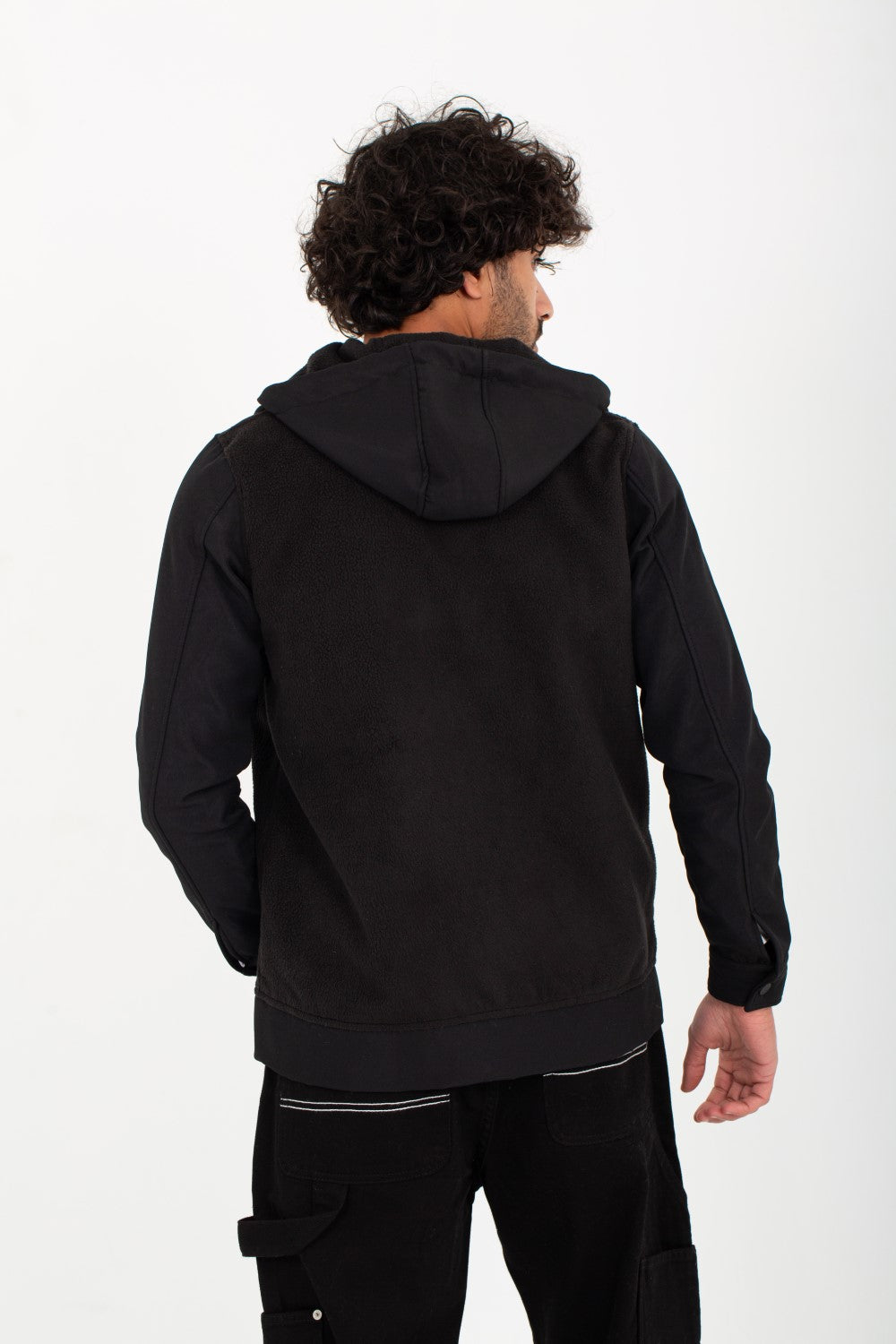 سويت شيرت رجالي أساسي بغطاء رأس وسحاب كامل وجيوب أمامية وجانبية مبطنة