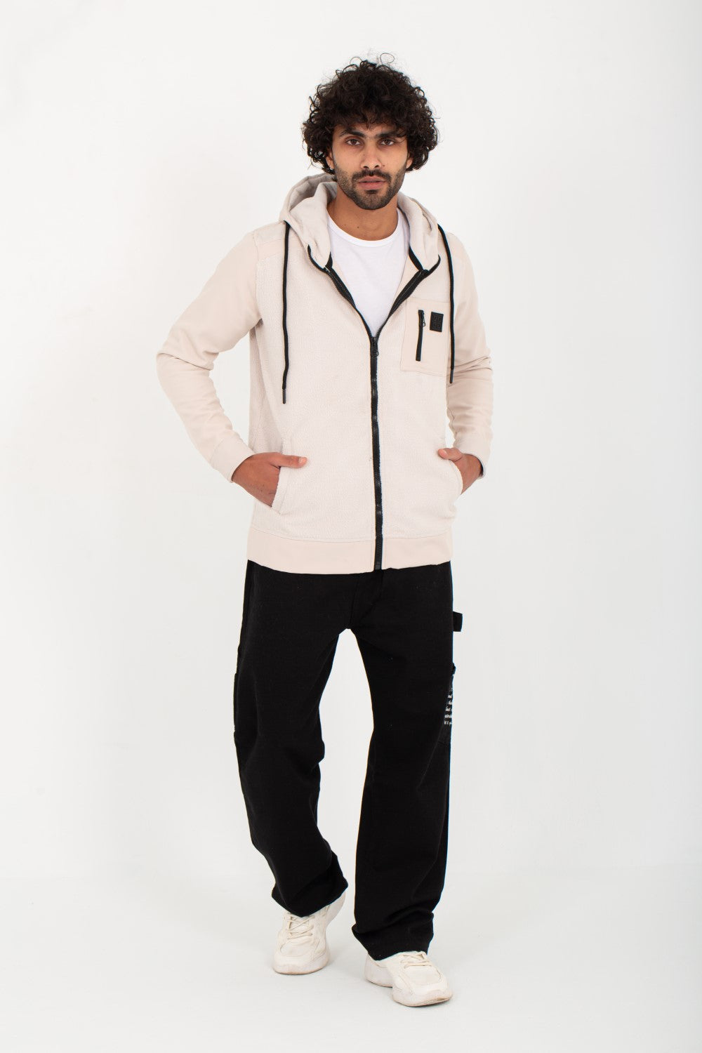 سويت شيرت رجالي أساسي بغطاء رأس وسحاب كامل وجيوب أمامية وجانبية مبطنة