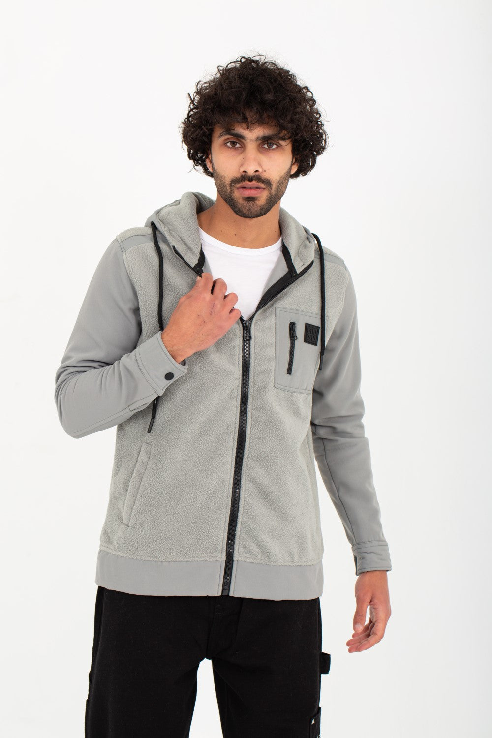 سويت شيرت رجالي أساسي بغطاء رأس وسحاب كامل وجيوب أمامية وجانبية مبطنة