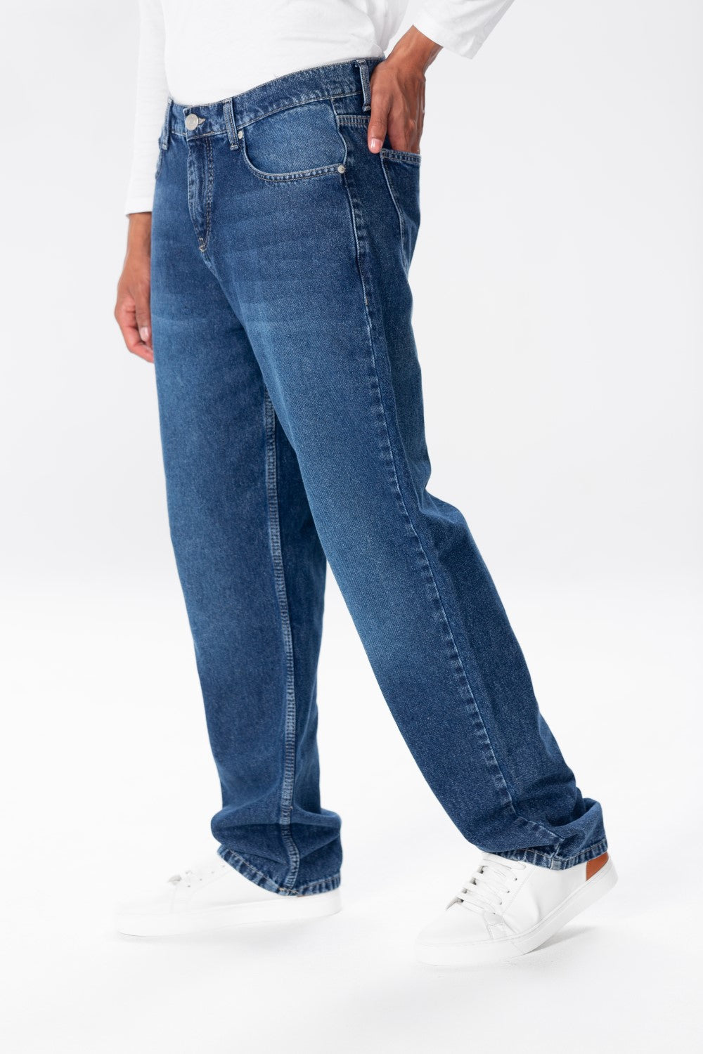 بنطلون جينز رجالي واسع الساق بألوان أساسية