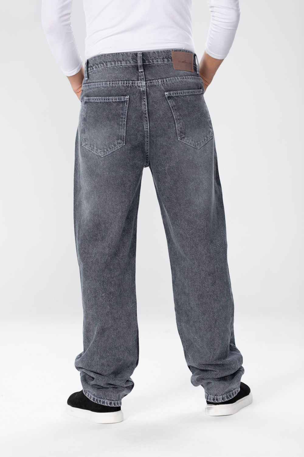 بنطلون جينز رجالي واسع الساق بألوان أساسية