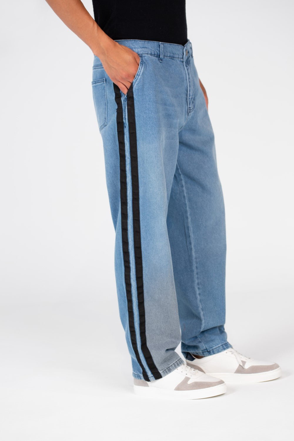 Men's Wide Leg Jeans Pants With Basic Details