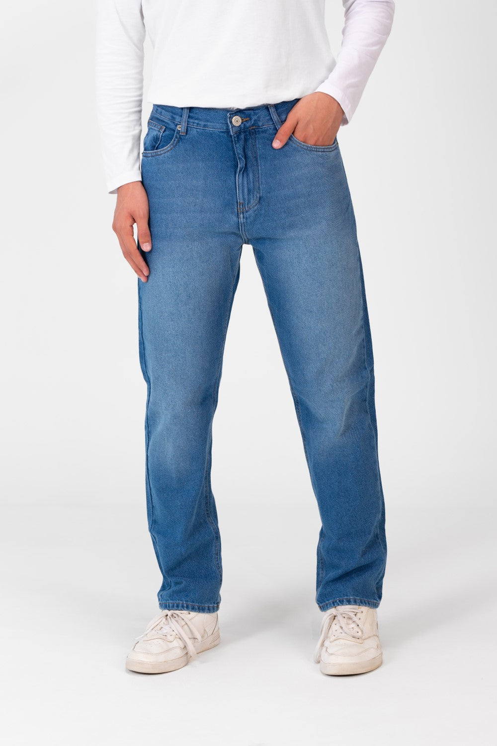 Men's Wide Leg Jeans Pants With Five Pockets And Button Front