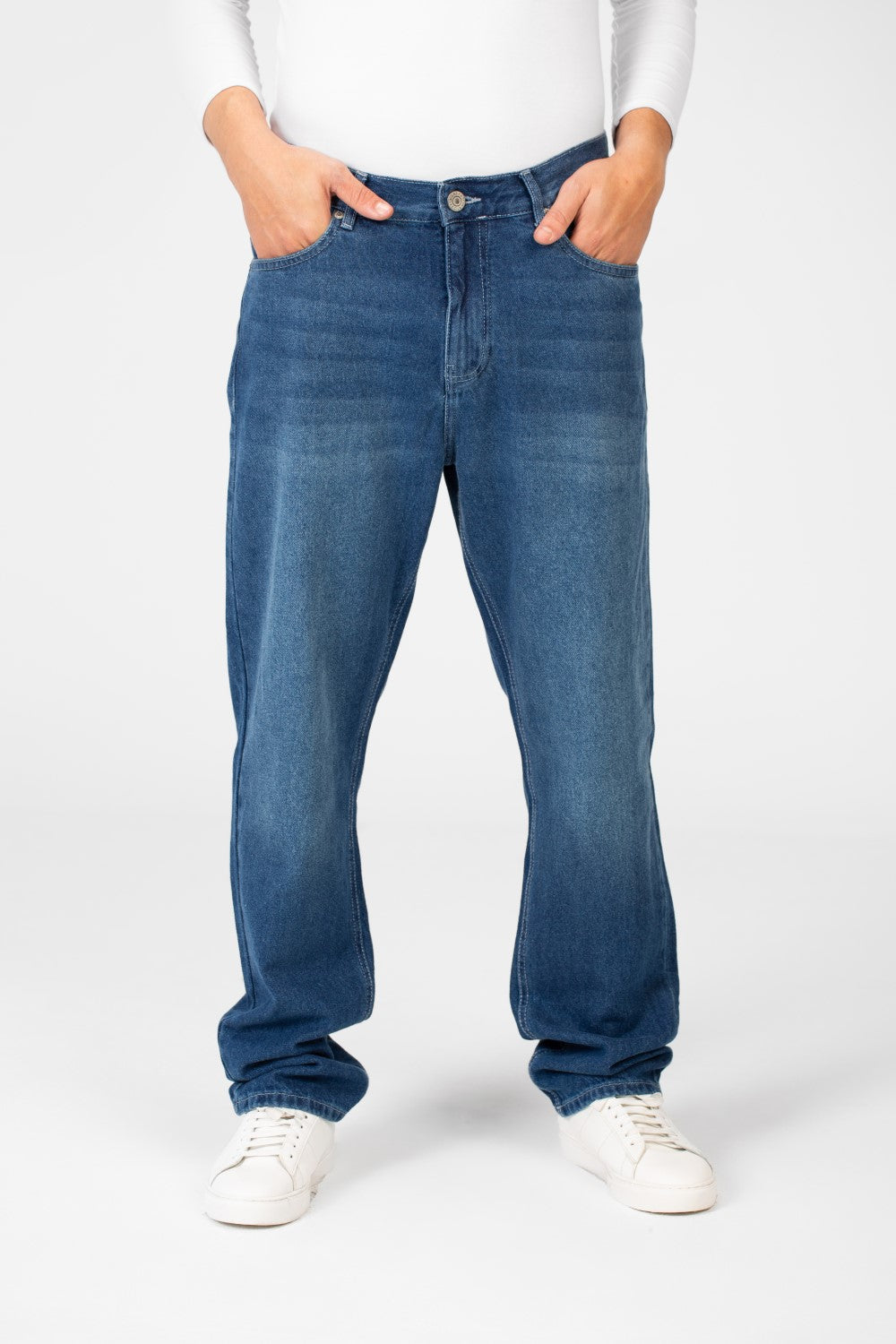Men's Wide Leg Jeans Pants With Five Pockets And Button Front