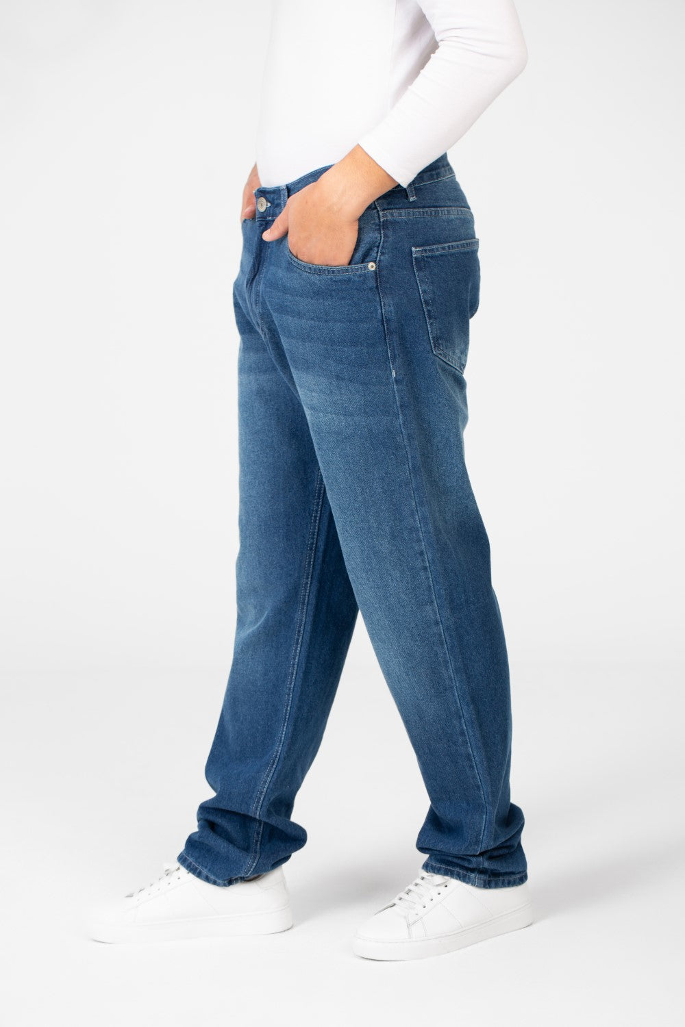 Men's Wide Leg Jeans Pants With Five Pockets And Button Front