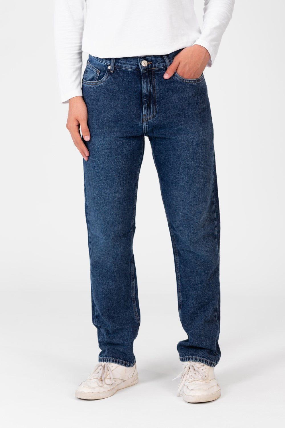 Men's Wide Leg Jeans Pants With Five Pockets And Button Front