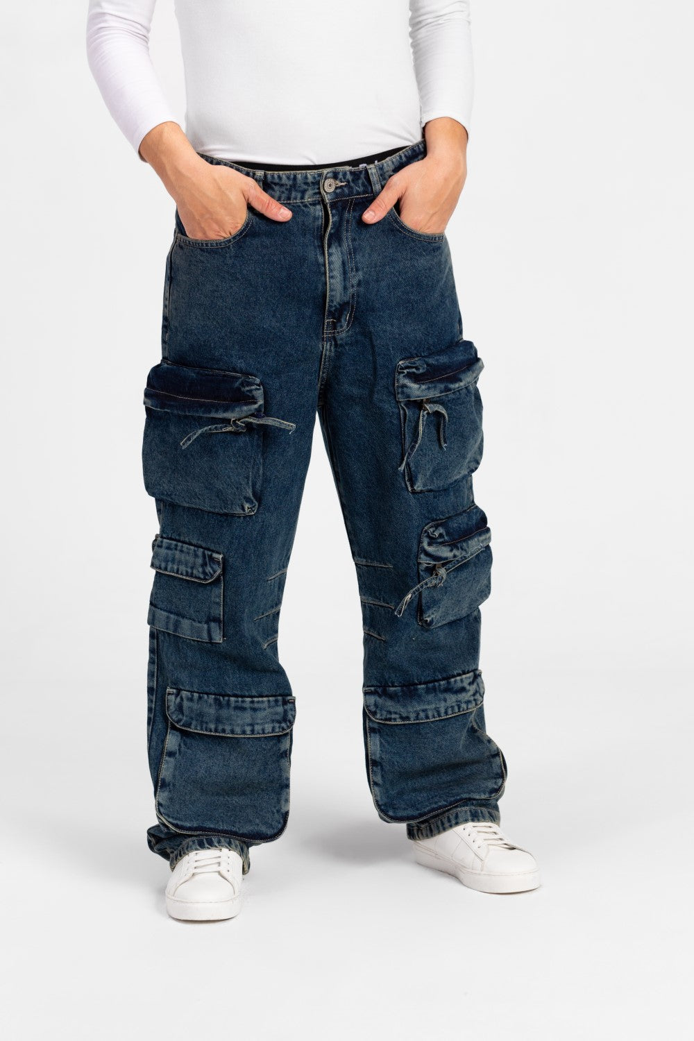 بنطلون جينز كارجو رجالي بجيوب عصرية مصنوع من مادة مريحة