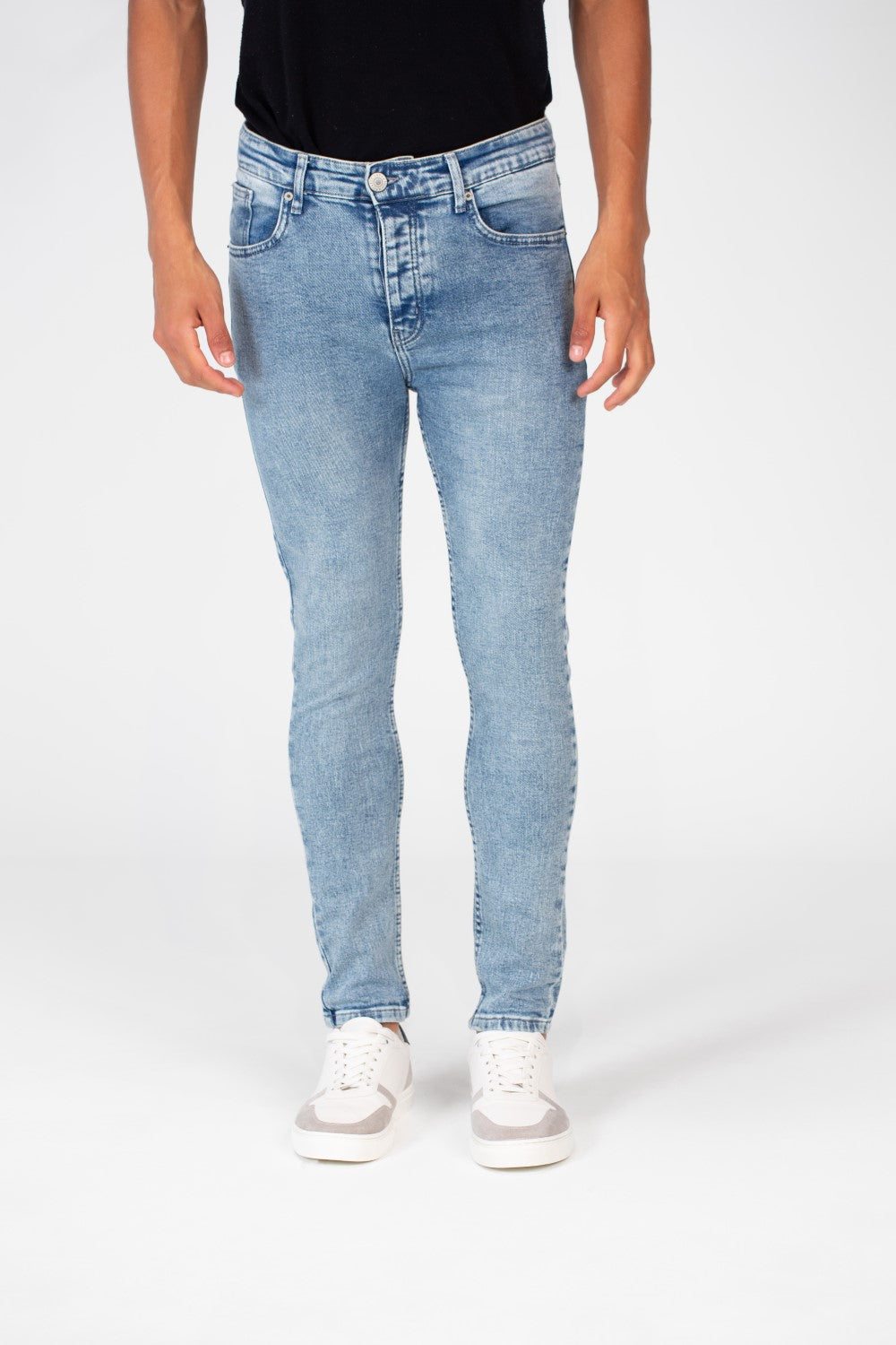 بنطلون جينز رجالي مستعمل فائق النحافة مع شارة طماطم على الظهر