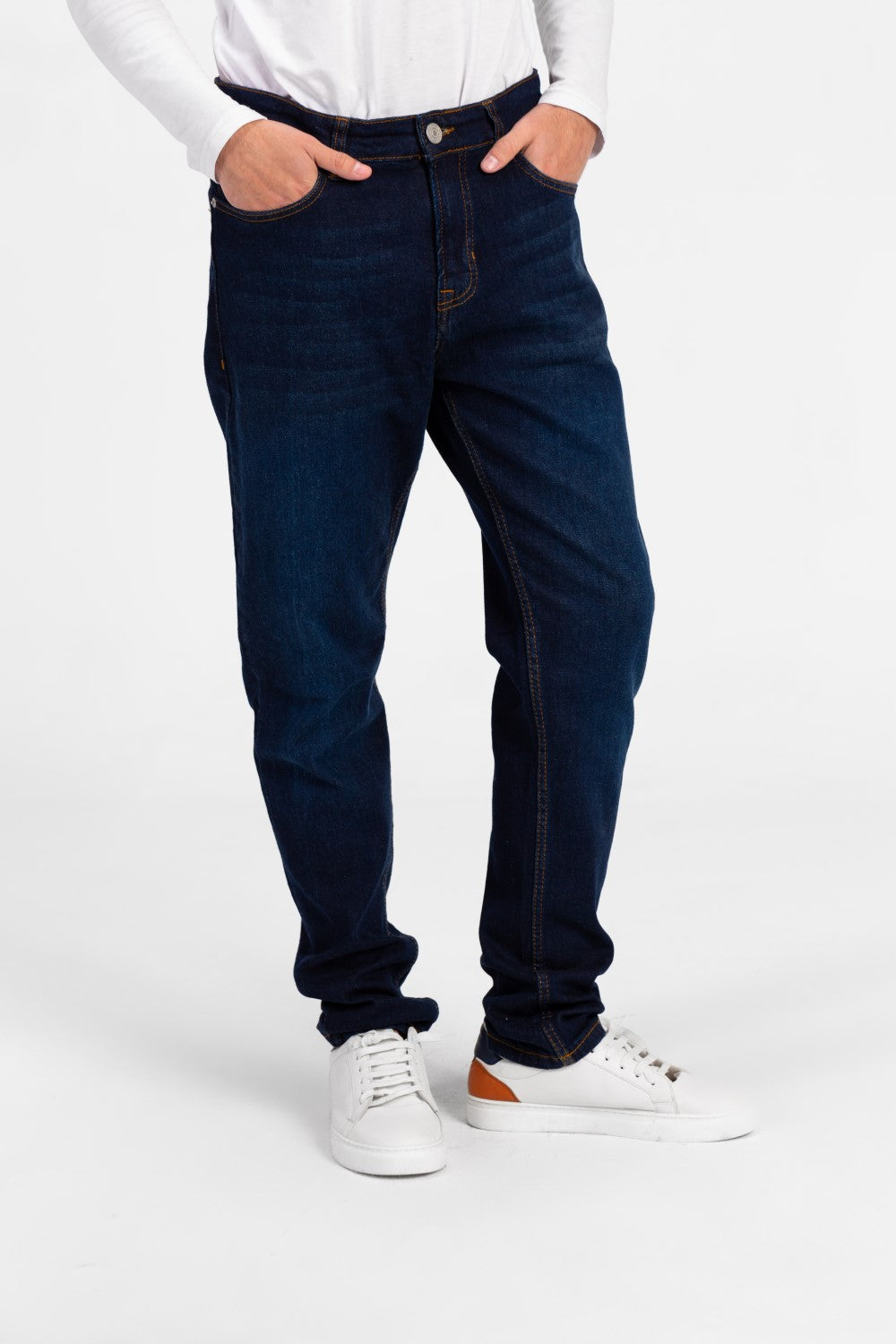 بنطلون جينز رجالي مستعمل بقصّة Slim Fit وخمسة جيوب