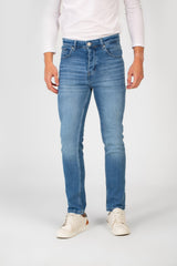 بنطلون جينز رجالي مستعمل بقصّة Slim Fit وخمسة جيوب