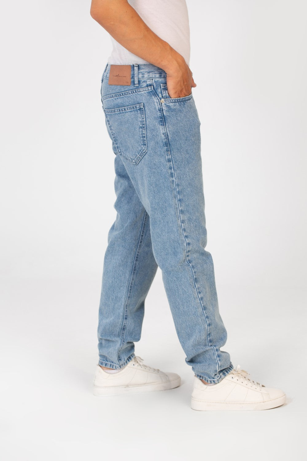 Men's Five Pockets Boyfriend Jeans Pants Trousers In Basic Details